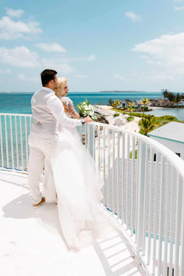 Destination elopement photoshoot bahamas min