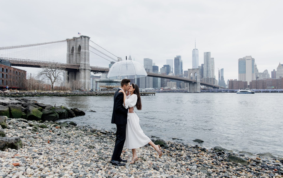 Engagement photoshoot Brooklyn Bridge Dumbo 23