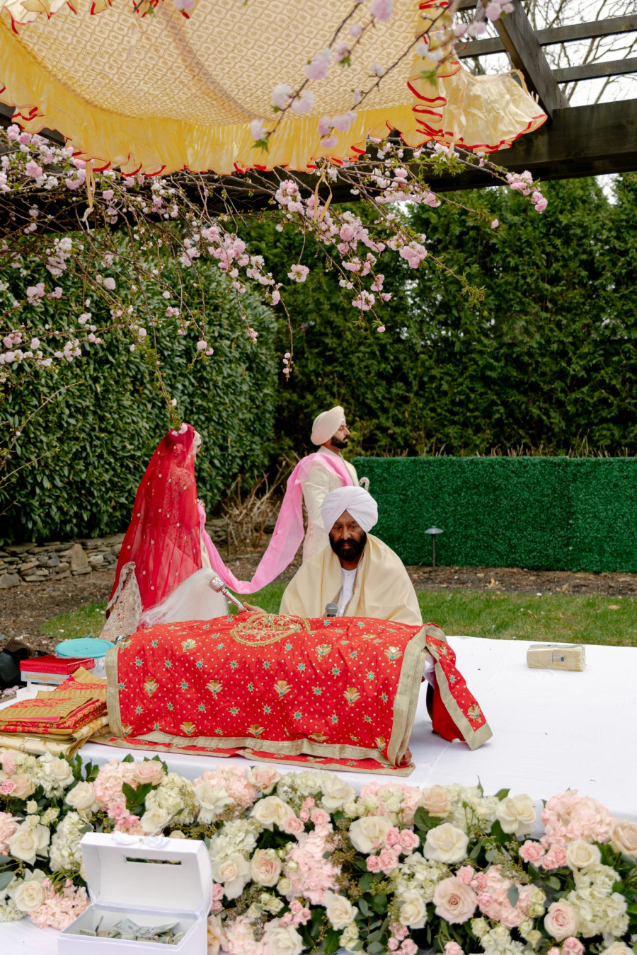Sikh hindu wedding photographer nikita jagrup 56