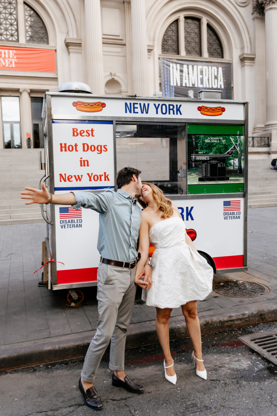 Engagement fun streetstyle photoshoot in New York 6
