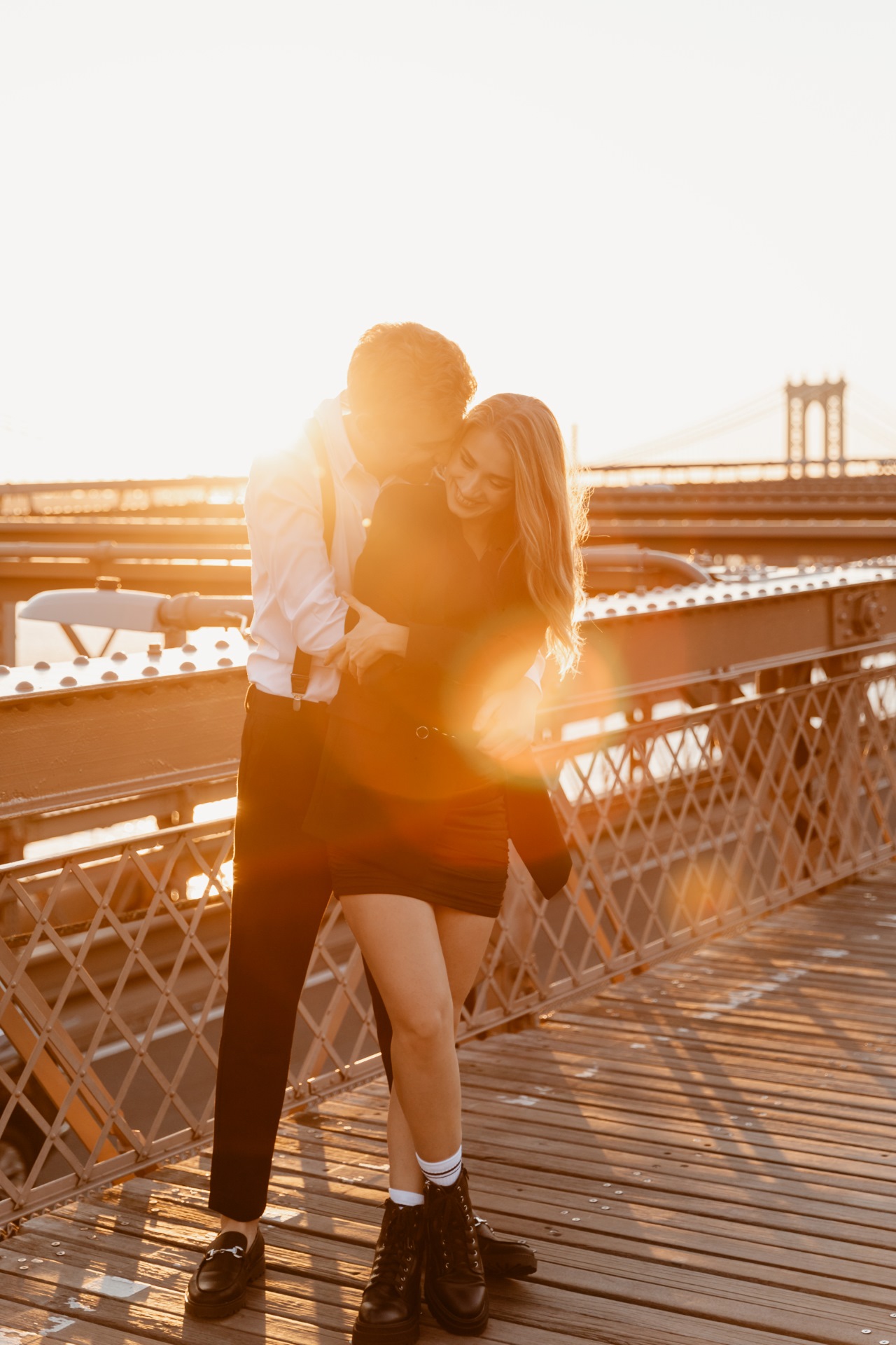 Brooklyn bridge sunrise engagement photos (3)